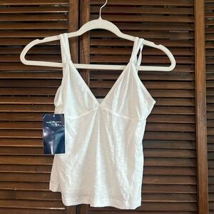 New with tag White brandy Melville tank never worn!